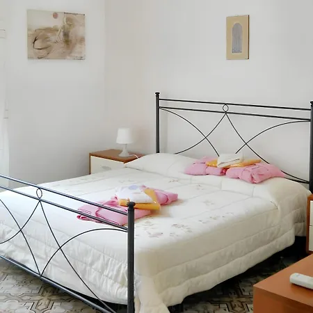 Seaside Trio: Beachfront With City View And Wi-fi Apartment
